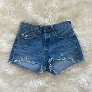 Levi’s 501 high rise shorts size 27